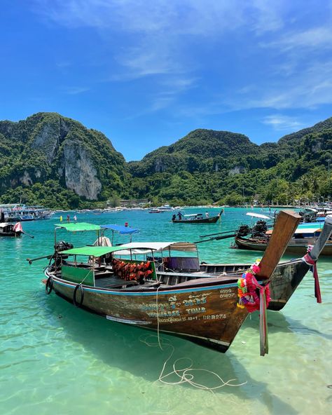 moments from phi phi island 🎞️ Phuket Aesthetic, Phi Phi Island Thailand, Gap Year Travel, Koh Phi Phi, Thailand Vacation, Thailand Trip, Backpacking Asia, Phi Phi Island, South East Asia