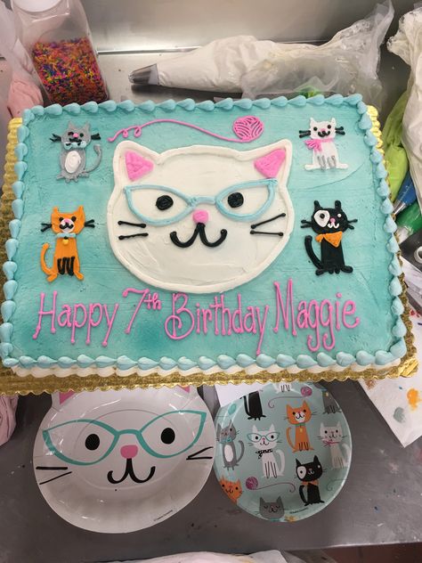 Matched napkin cake. Nerdy cats. Cats with glasses! Cat Birthday Sheet Cake, Cat Sheet Cake, Cat Birthday Cakes Girl, Cat Cakes For Kids, Cat Theme Cake, Cat Themed Birthday Cake, Cat Cakes Birthday, Cat Themed Cake, Cat Cake Ideas