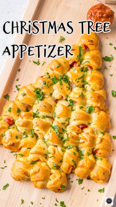 This pizza pull-apart Christmas Tree appetizer is the hit of every event! Fun to make and delicious, watch this get gobbled up quickly! Christmas Tree Pull Apart Bread, Christmas Tree Appetizer, Atlanta Christmas, Tree Appetizer, Most Pinned Recipes, Christmas Apps, Crescent Roll, Cheese Balls, Christmas Menu