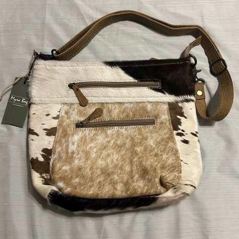 New Myra Bag. Medium In Size 13” Tall And About 12” Wide. Made Of Cowhide And Canvas. Adjustable Strap. Myra Bags, Western Bag, White Bag, Size 13, Medium Size, Adjustable Straps, Canvas, Women Shopping, White