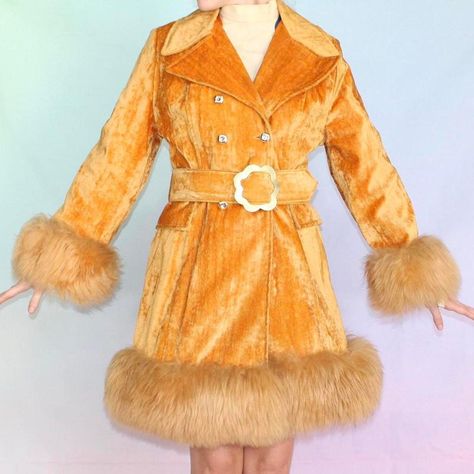 Vintage 60s 70s penny lane coat Orange velveteen princess coat with wide collar faux fur trim and matching flower power belt new with original tags!! Label: Montgomery ward  Overall excellent vintage condition, belt buckle shows age (see video) ▫️ velveteen orange shell  ▫️ orange satin lining  ▫️ long orange fuax fur at the cuffs and hemline  ▫️ wide butterfly collar  ▫️ matching thick belt with silver flower buckle (built in belt loops) ▫️ two front pockets  📀 measurements 📀 Pit to pit: 17" 70s Fashion Women, Leopard Fur Coat, Thick Belt, Penny Lane Coat, 70s Vintage Fashion, Princess Coat, 70s Outfits, Seventies Fashion, Orange Satin