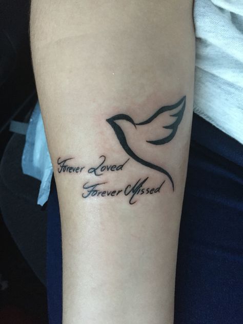 "Forever loved, Forever missed." Mamaw K Memorial Heart Tattoo, August Makeup, Always Loved Never Forgotten, Memorial Tattoo Designs, In Loving Memory Tattoos, Tattoo Sleeve Ideas, Paint Makeup, Brother Tattoos, Father Tattoos