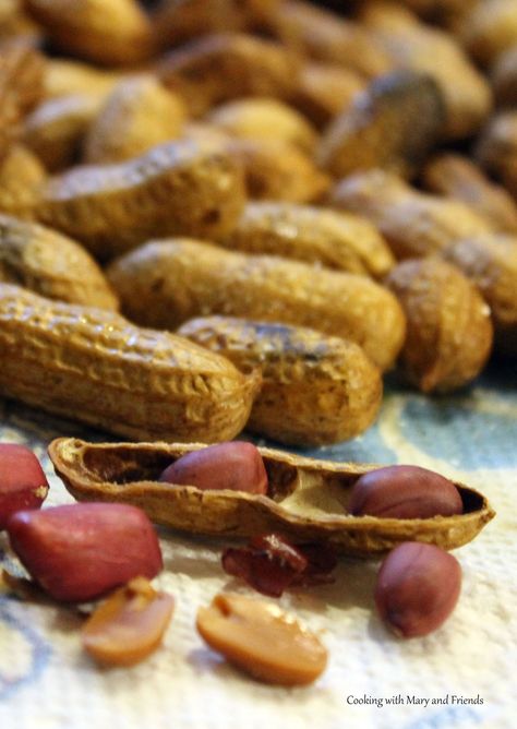 Deep Fried Peanuts Recipes, Deep Fried Peanuts In Shell Recipe, Fried Peanuts Recipe, Seed Recipes, Boiled Peanuts, Football Snacks, Peanut Recipes, Louisiana Recipes, Southern Life