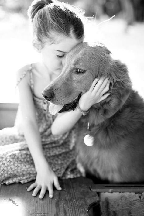 Children and dogs don’t necessarily get along automatically. Love My Dog, Beach Adventure, Dogs And Kids, Dog Photography, White Photo, Mans Best Friend, Cuteness Overload, Animals Friends, I Love Dogs