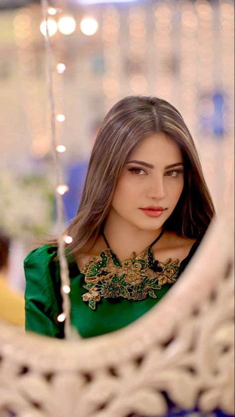 Neelam Muneer Pics, Neelum Munir, Neelam Munir, Beauty Of Universe, Suit Neck Design, Isn't It Wonderful, Neelam Muneer, Suit Neck, Islamic Art Canvas