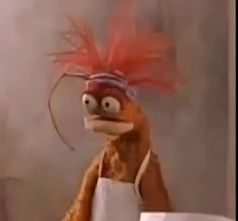 King Prawn Muppet, Muppet Meme, Meme Profile, Scared Meme, Muppets Funny, Funny Avatar, Meme Characters, Human Skeleton Anatomy, Blue Emoji