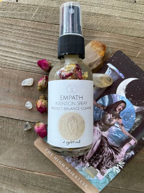 Check out this item in my Etsy shop https://www.etsy.com/listing/721533964/empath-aroma-spray-crystal-intention Diy Smudge Spray, Smudge Spray Recipe, Aromatherapy Spray, Smudge Spray, Grain Alcohol, Diy Skin Care Routine, Room Sprays, Glass Spray Bottle, Candle Business