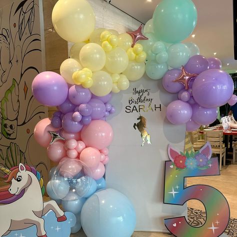 Unicorn Birthday party by Magia PoGa 🦄✨ 1st Birthday Girl Unicorn Theme, Happy Birthday Sarah, Unicorn Theme, Unicorn Birthday Party, Unicorn Birthday Parties, 1st Birthday Girls, Unicorn Birthday, 1st Birthday Party