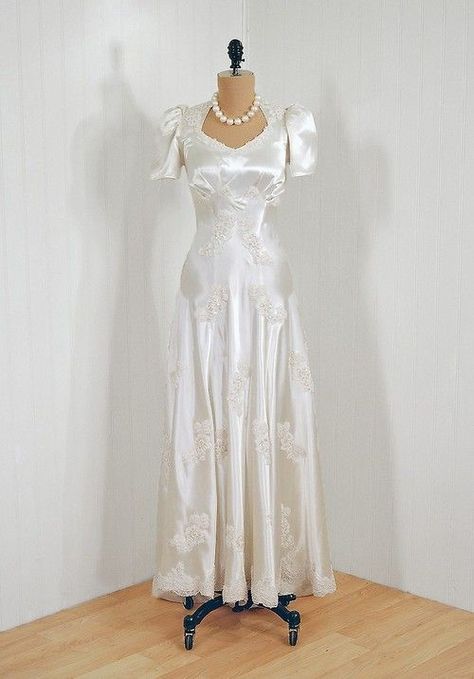 Wedding Dress 1940s Timeless Vixen Vintage 1940 Wedding Dress, 1940’s Wedding Dress, Wedding Dress 1940s, 1940s Wedding Dress, 1940 Dress, Istoria Modei, 1940s Wedding, Wedding Dress Patterns, That Dress