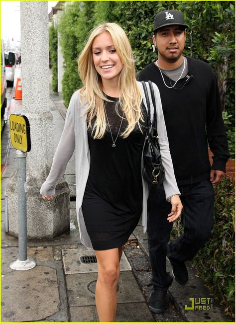 Kristin Cavallari Heads For The Hills Kristin Cavallari Long Hair, Kristin Cavallari Hair, Kristin Cavallari Style, Kristen Cavallari, Hair Layers, Long Cardi, Kristin Cavallari, Hams, Ciao Bella