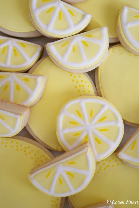 Iced Biscuits, Summer Cookies, Pretty Cookies, Fancy Cookies, Creative Cookies, Lemon Cookies, Cookie Inspiration, Cookies Decorated, Iced Cookies