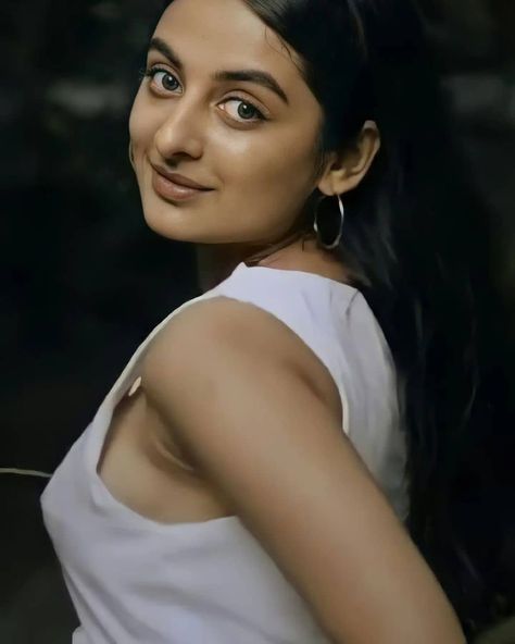 Esther Anil New Photos, Esther Anil, Malayalam Actress, Dec 25, Marvel Art, Marvel, Easter, Actresses, Entertainment