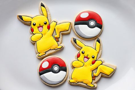 Pikachu Cookies, Pokemon Cookies, Pokemon Cupcakes, Pokemon Themed Party, Pokemon Birthday Cake, Pikachu Cake, Pokemon Cake, Fox Baby Shower, Pokemon Birthday Party