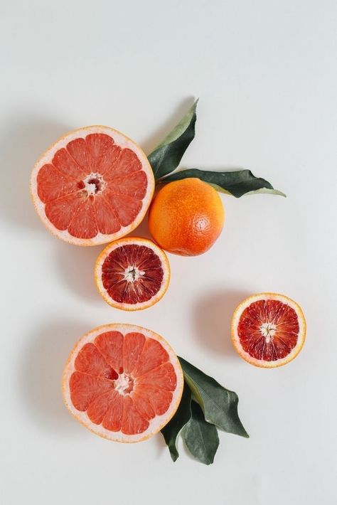 Grapefruit Color Aesthetic, White And Orange Aesthetic, Orange Aesthic, Orange White Aesthetic, Fruit Flatlay, Blood Orange Aesthetic, Grapefruit Picture, Orange And White Aesthetic, Fruit Cut In Half