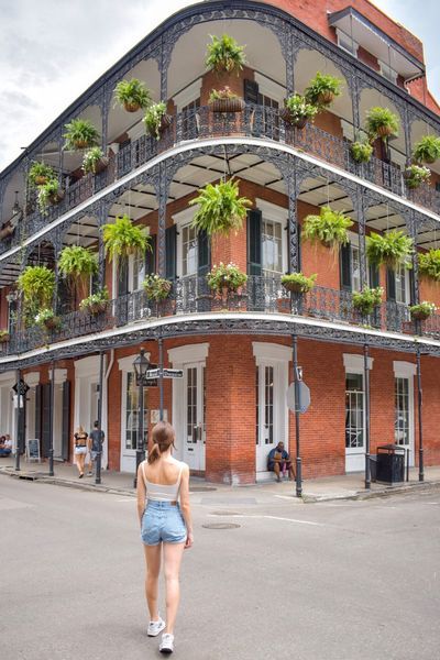 Where to find the best photo locations in New Orleans, tried and tested. #photography #neworleans Travel Blog Post Ideas, Swamp Tours, City Streets Photography, Ghost City, Visit New Orleans, Garden District, Summer Getaway, List Ideas, Crescent City