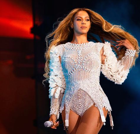 Beyonce Offers A Lifetime Of Concert Tickets If You Go Vegan, & People Are Shook | Peaceful Dumpling Beyonce Otr Ii, Beyonce 2013, Queen Bee Beyonce, Beyonce Outfits, Beyonce Knowles Carter, Beyonce Style, Beyoncé Giselle Knowles-carter, Beyoncé Giselle Knowles, Beyonce And Jay Z