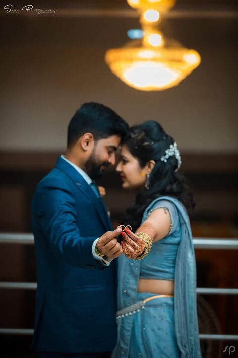 Indian Engagement Photos, Prewedding Poses, Engagement Portraits Poses, Engagement Ring Photography, विवाह की द��ुल्हन, Marriage Poses, Engagement Shoots Poses, Indian Wedding Poses, Engaged Couples Photography