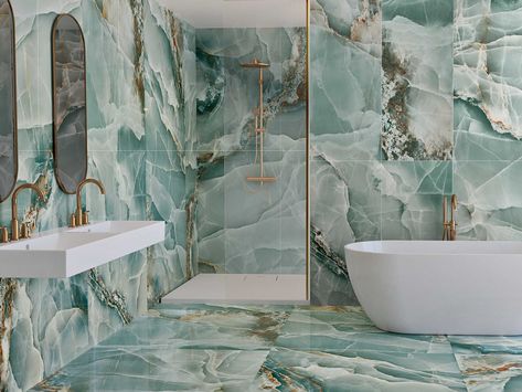 Bathroom trends for 2024 - Grand Designs Magazine Bathroom Interior Design Luxury Modern, Onyx Bathroom Ideas, Bathroom Interior Design Luxury, Bathroom Wall Tile Design, Luxury Bathroom Tiles, Wall Tiles Design, Interior Design Per La Casa, Bathroom Decor Luxury, Washroom Design