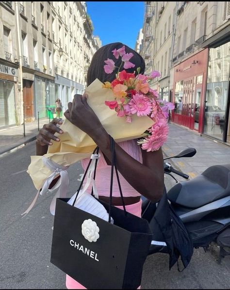 Black Girls Luxury Lifestyle, Femininity Aesthetic, Travel Noire, Rich Girl Aesthetic, Black Femininity, Business Services, Future Lifestyle, Mon Cheri, Dream Girl