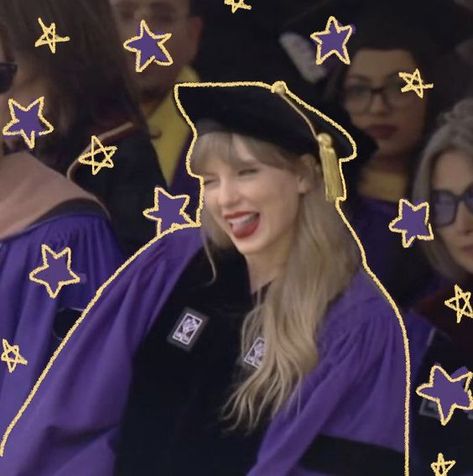 Taylor Swift Aesthetic Doodle, Taylor Swift Aesthetic Cute, Taylor Swift Round Pfp, Taylor Swift Pp, Taylor Icons Aesthetic, Old Taylor Swift Aesthetic, Taylor Swift Bitmoji, Basic Pfp Icon, Taylor Swift Being Cute