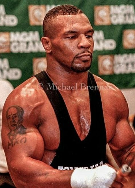 Mike Tyson After Jail, Mike Tyson Physique, Mike Tyson Workout, Mike Tyson Training, Mike Tyson Shirt, Mighty Mike, Mike Tyson Boxing, Muhammad Ali Boxing, Iron Mike