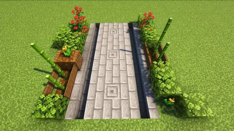 Minecraft Walkway Design, Minecraft Path Design, Minecraft Path, Minecraft Park, Minecraft Kingdom, Minecraft Garden, Stone Garden Paths, Minecraft Houses Survival, Walkway Design