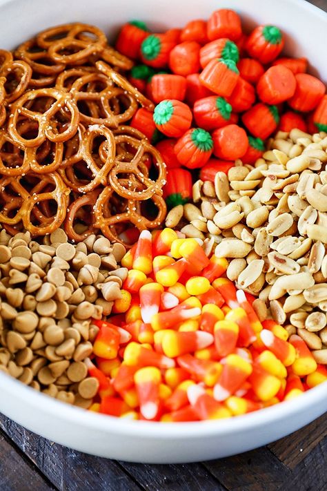 Pumpkin Candy Corn Desserts, Peanuts And Candy Corn Recipe, Candy Corn Trail Mix Fall Snacks, Fall Snack Mix With Candy Corn, Candy Corn Mix Recipes, Candy Corn And Peanuts Recipe, Candy Corn Snack Mix Recipes, Candy Corn Mix Fall Snacks, Sweet And Salty Candy