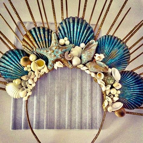 Mermaid Accessories Ideas: DIY Seashell Starfish Turquoise Mermaid Crown with Headband | Mermaid Motel Aesthetic | Mermaid Accessory Inspiration | Mermaid Flower Crowns Mermaid Crown Aesthetic, Diy Mermaid Accessories, Mermaid Headband Diy, Ocean Costume Ideas, Mermaid Diy Costume, Mermaid Crown Diy, Mermaid Outfit Ideas, Mermaid Inspired Outfits, Mermaid Jacket