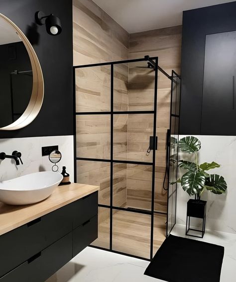 White Black And Wood Interior Design, Bathroom Black Vanity Ideas, Laundry Bathroom Ideas, Black White Wood Interior, Bagni Design, Black And White Toilet, Black And Wood Bathroom, Modern Bathroom Trends, Bathroom Black And White