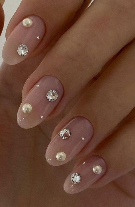 Swarovski Nails, Colored Acrylic Nails, Basic Nails, Casual Nails, Cat Eye Nails, New Year's Nails, Elegant Nails, Dream Nails, Chic Nails