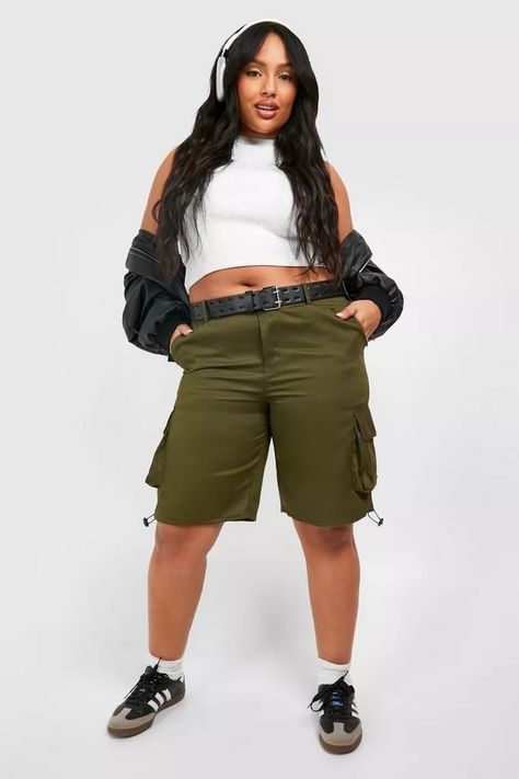 Plus Longline Cargo Shorts | boohoo Long Shorts For Women, Cargo Shorts Outfit, Graduation Dress Plus Size, Blue Graduation Dresses, Hopi Hari, Plus Size Cargo, Graduation Dresses Long, Blue Cargo Shorts, Short Graduation Dresses