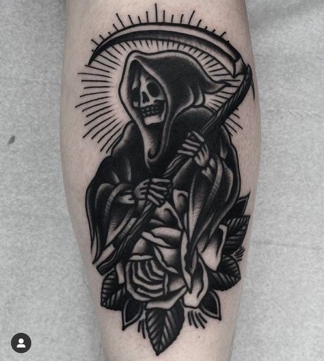 Traditional Tattoo Halloween, Tattoo Catalog, Grim Reaper Tattoo, Becoming A Tattoo Artist, Reaper Tattoo, Traditional Tattoo Sleeve, Cool Chest Tattoos, Bicep Tattoo, Old School Tattoo Designs