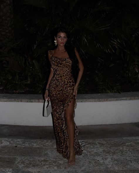 Our Finazia Dress in leopard as seen on @renroma_ www.chiclefrique.com Leo Outfits, Birthday Fits, Dress Inspo, Leopard Dress, Halloween Fashion, Leopard Print Dress, Tie Dress, Wedding Guest, Fashion Nova