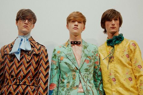 Gucci SS16 Menswear Milan 21 70s Van, Yohji Yamamoto Menswear, Menswear 2020, Gucci Menswear, Menswear Details, Mens Fashion Wedding, Mens Fashion Editorial, Menswear Runway, Indian Men Fashion