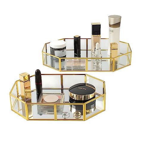 Bandeja Perfume, Vanity Tray Bathroom, Tray For Dresser, Cleaning Car Windows, Vanity Essentials, Gold Mirror Tray, Dresser Bathroom, Gold Perfume, Gold Bedroom Decor