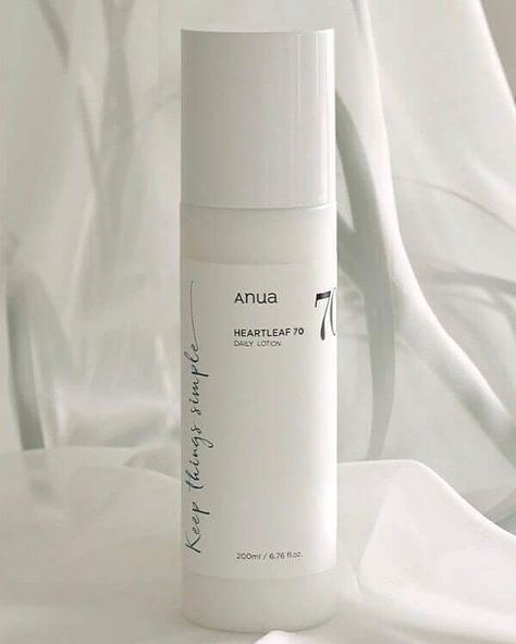 Experience the soothing hydration of Anua Heartleaf 70% Daily Lotion, perfect for calming and nourishing your skin daily. Anua Heartleaf 70% Daily Lotion 200ml - $34.12 https://www.lakinza.ca/products/anua-heartleaf-70-daily-lotion-200ml Tap the link in our bio to shop now! #AnuaHeartleaf #DailyLotion #Hydration #Skincare #Nourish #Soothing #Calming #KoreanSkincare #HealthySkin #GlowingSkin Hydration Skincare, Beauty Must Haves, Korean Skincare, Glowing Skin, Your Skin, Healthy Skin, Skin Care Routine, Lotion, Tap