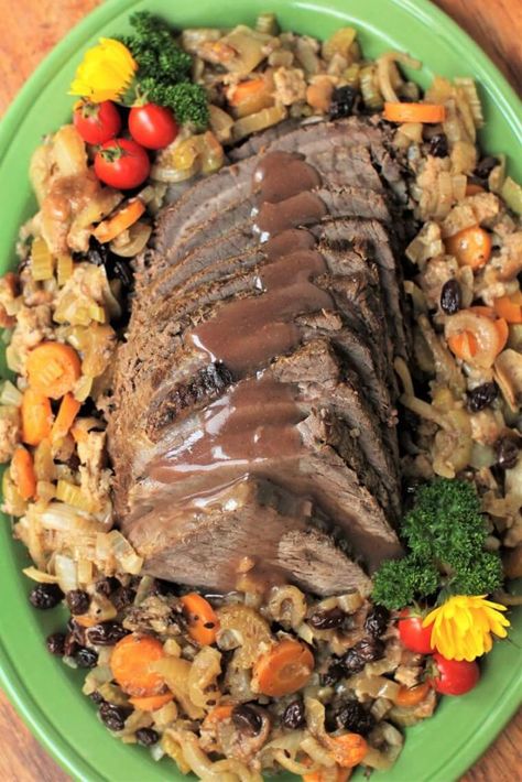 German Pot Roast, Authentic German Food, German Meals, German Food Recipes, Sauerbraten Recipe, Authentic German Recipes, Best German Food, German Ancestry, Traditional German Food