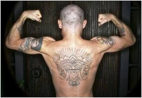 Flea's back tattoo. Flea Tattoo, Flea Tattoos, Rhcp Tattoo, Indonesian Tattoo, Tattoo Beautiful, Chilli Peppers, Beautiful Fish, Chili Peppers, Back Tattoos