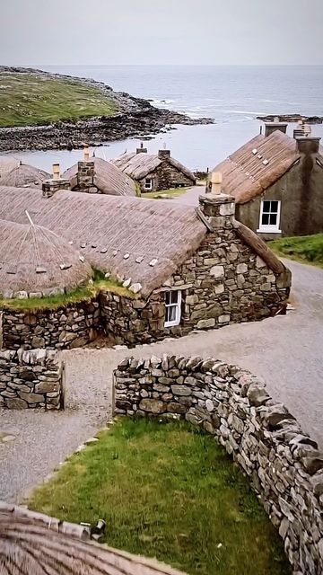 Scottish Village, Hebrides Scotland, Scott Monument, Isle Of Lewis, Visit Edinburgh, Long Way Home, Dry Stone Wall, Outer Hebrides, Scottish Castles