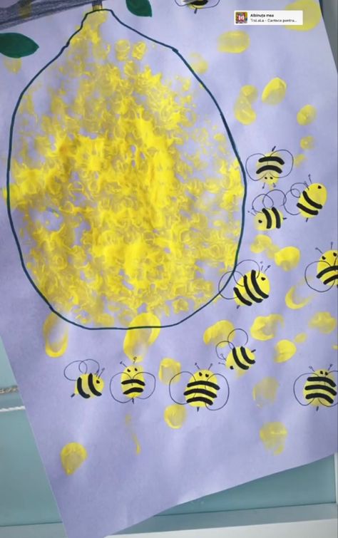 #bee #yelow #craft #activities #kidsactivities Bee Gross Motor Activities, Bee Activities For Kindergarten, Bee Activities For Toddlers, Preschool Bees, Kindergarden Art, Math Activities For Toddlers, Bee Activities, Insect Activities, Types Of Bees