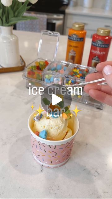 Ice Cream Board Ideas, Ice Cream Bar Birthday Party, I’ve Cream Bar, Sunday Bar Ideas Ice Cream, Ice Cream Stand Ideas, Ice Cream Sundae Toppings, Sunday Bar Ideas Ice Cream Sundae Party, Ice Cream Bar Party Ideas, Icecream Sundae Bar