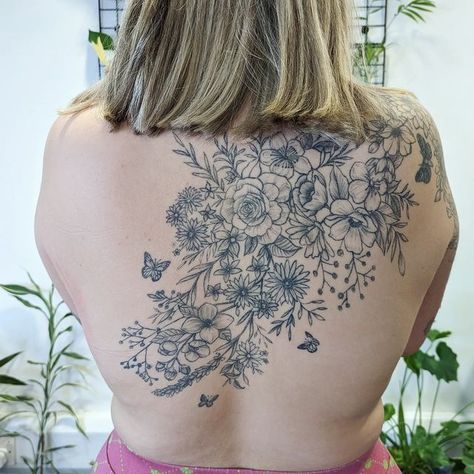 Wild Flower Tattoo Back, Wild Flower Back Tattoo, Wild Rose Tattoo, Tat Inspiration, Flower Tattoo Back, Wildflower Tattoo, Daisy Tattoo, Cute Little Tattoos, Botanical Tattoo