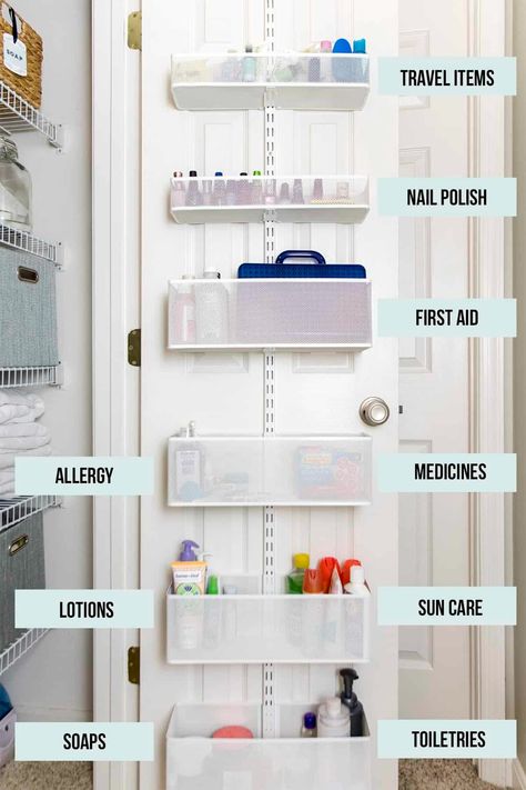 Small Linen Closet Organization Ideas - how to organize a hallway linen closet with these tips! Small Linen Closet Organization, Small Linen Closet, Small Linen Closets, Hallway Closet, Organized Pantry, Organization Station, Diy Bathroom Storage, Closet Small, Linen Cupboard