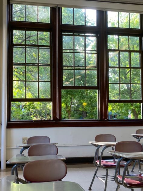 big windows old classroom college school academia College Classroom Interior, University Classroom Aesthetic, College Classroom Aesthetic, School Interior Design Classroom, School Classroom Aesthetic, School Aesthetic Classroom, Classroom College, Old Classroom, Walk Up Apartment