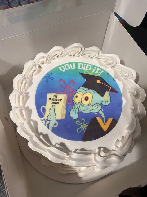 Graduation Cake Ideas, Cake Funny, Grad Cake, Funny Aesthetic, Spongebob Birthday, Funny Birthday Cakes, Creative Birthday Cakes, Simple Birthday Cake, Graduation Cap Decoration