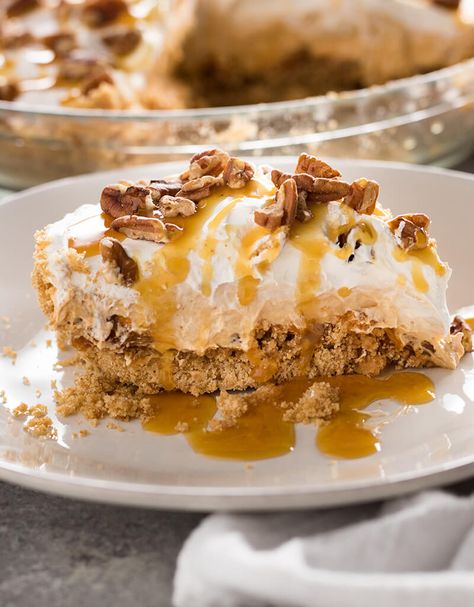 Butterscotch Desserts, Butterscotch Pie, Pudding Flavors, Pudding Pies, Butterscotch Pudding, Cream Pie Recipes, Crunchy Pecans, No Bake Pies, Homemade Desserts