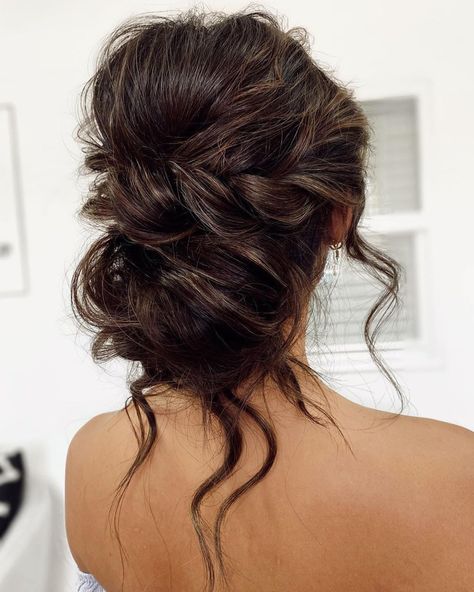 Brunette Updo, Wedding Hair Brunette, Bridemaids Hairstyles, Wedding Hair Trends, Rustic Wedding Hairstyles, Wedding Hair Up, Braided Updo Wedding, Bridesmaid Hair Makeup, Bridal Hair Inspiration