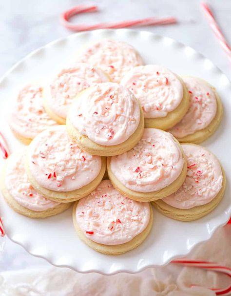 Candy Cane Frosted Cookies Sallysbakingaddiction Christmas Cookies, Frosted Peppermint Cookies, Christmas Frosted Sugar Cookies, Buttercream Sugar Cookies Christmas, Appetizer Recipes Christmas, Cookies With Peppermint, Candy Cane Sugar Cookies, Peppermint Buttercream, Chocolate Orange Cookies