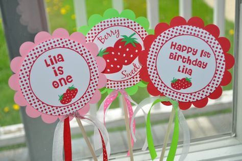 Strawberry Centerpiece Sticks - Girls Birthday Party Decorations - Strawberry Birthday Party - Berry Sweet Birthday - Set of 3 Strawberry Centerpiece, First Birthday Centerpieces, Strawberry Birthday Party, Watermelon Birthday Parties, Strawberry Shortcake Party, Girls Birthday Party Decorations, Strawberry Birthday, Strawberry Decorations, Strawberry Party