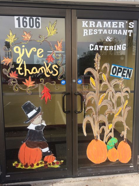 Thanksgiving Window Painting Ideas, Thanksgiving Window Art, Autumn Window Painting, Thanksgiving Window Painting, Fall Window Art, Fall Window Painting, Mirror Paintings, Painting Windows, November Classroom